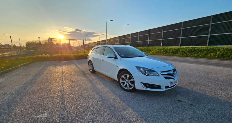 Opel Insignia cena 33000 przebieg: 244000, rok produkcji 2014 z Kielce małe 106